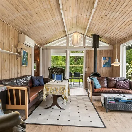Дом отдыха Salvina - 300m From The Sea By Interhome